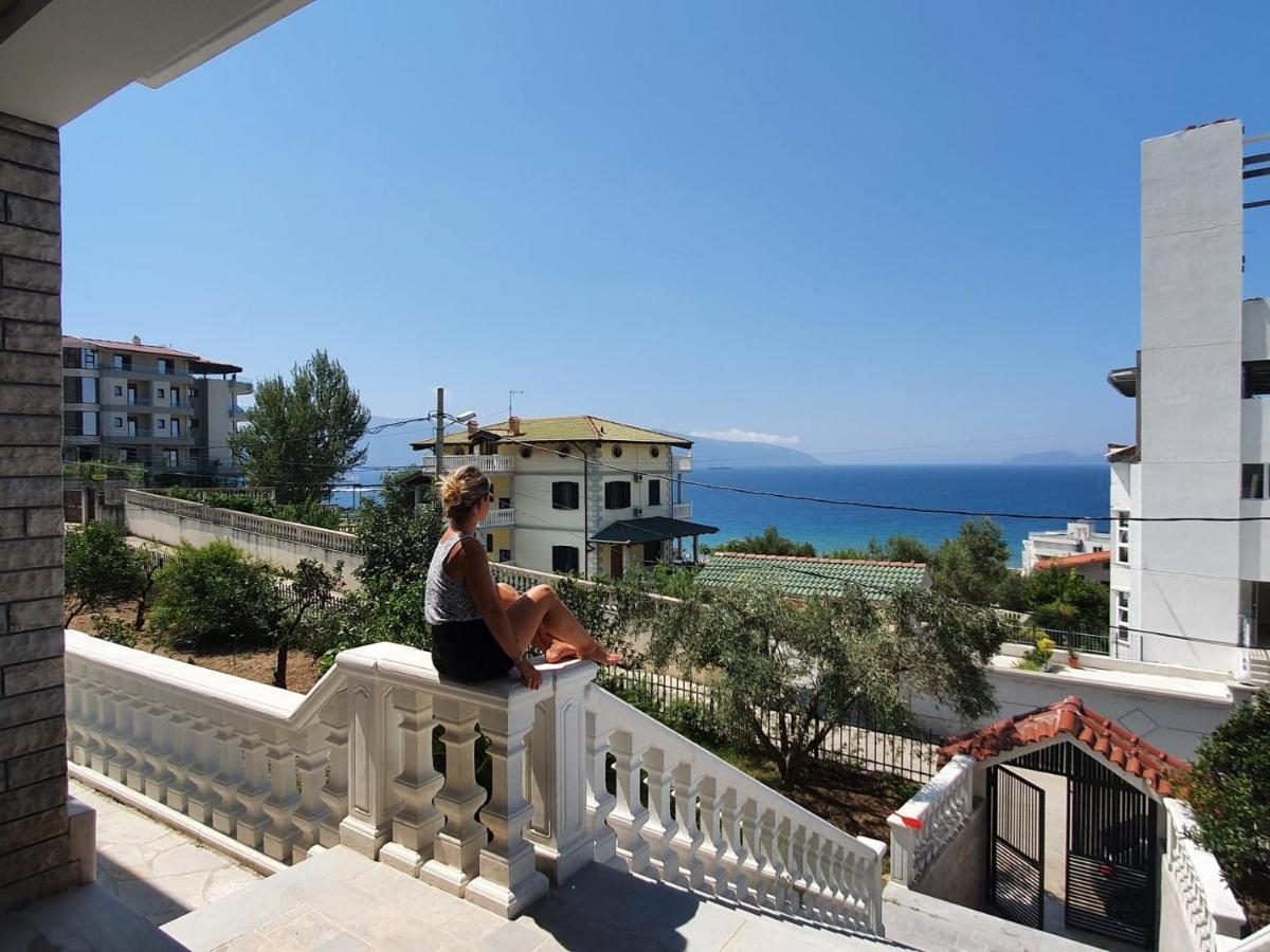 Villa Mare - For Families & Groups Vlorë Buitenkant foto